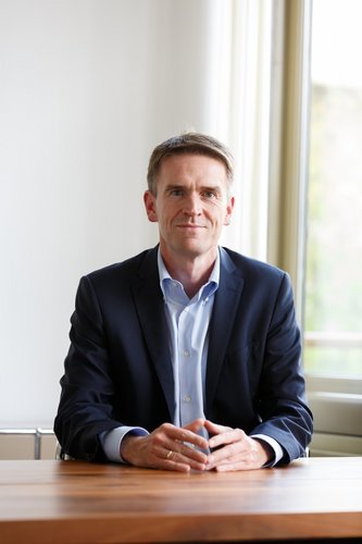 Prof. Dr. Wolfgang Wick, Ärztlicher Direktor der Neurologischen Klinik am Universitätsklinikum Heidelberg (UKHD) und Arbeitsgruppenleiter am Deutschen Krebsforschungszentrum (DKFZ), ist neues Mitglied im Wissenschaftsrat. Quelle: UKHD
